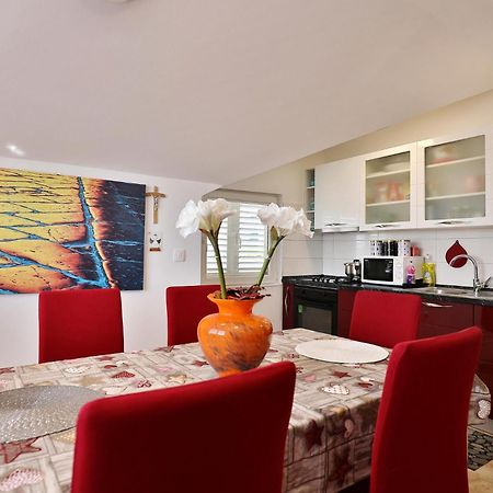 Apartments Marcus & Pascal シベニク エクステリア 写真